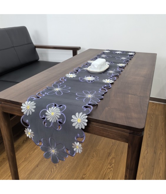 Daisy Embroidered Table Runner, Fabric Dresser Runner for Home Kitchen Dining Tabletop Decoration