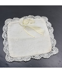 Square Table Placemats, Court Style Embroidered Doilies Cup Mat
