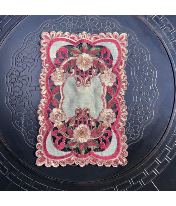 Rectangular Table Placemats, Euro Style Embroidered Doilies Vase Mat