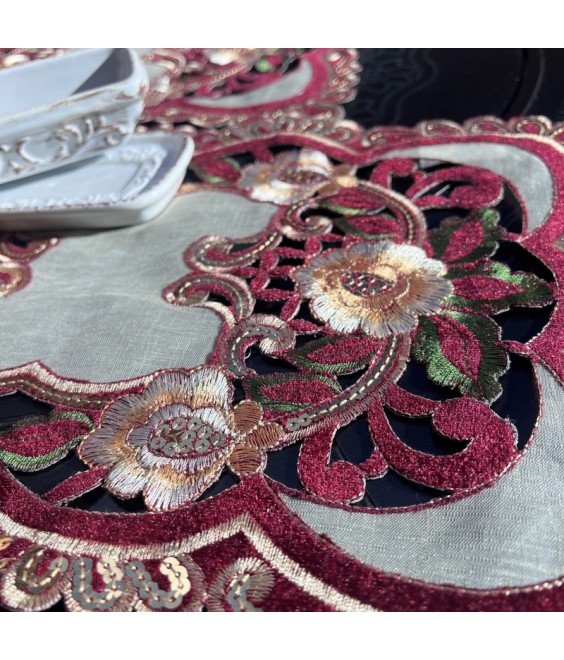 Rectangular Table Placemats, Euro Style Embroidered Doilies Vase Mat