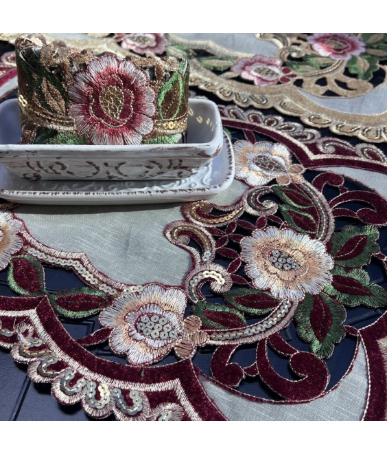 Rectangular Table Placemats, Euro Style Embroidered Doilies Vase Mat