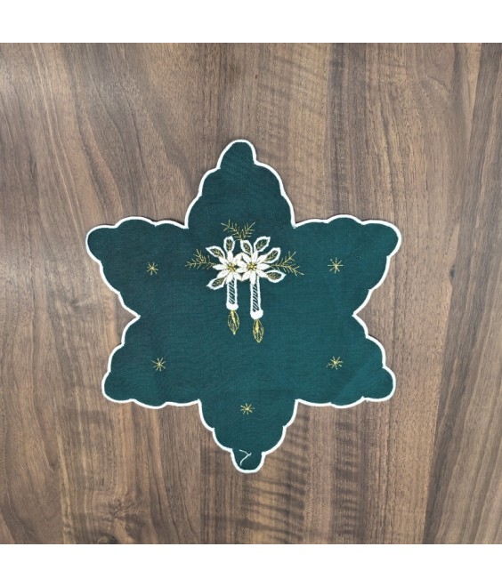 Star Shaped Table Placemats, Holiday Embroidered Doilies Cup Mat