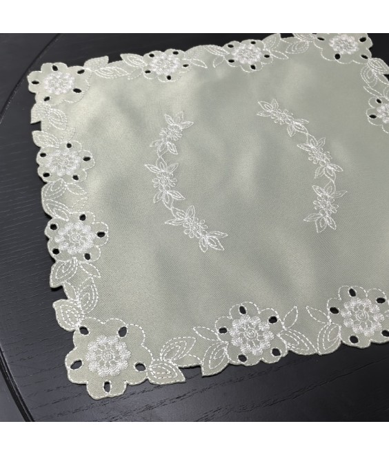 Lace Placemats, Retro French Style Cup Mat, Embroidered Dinning Table Place Mats