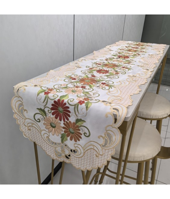 Daisy Embroidered Table Runner, Exquisite Flower Dining Table Cover for Home Kitchen Decoration
