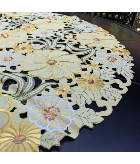 Yellow Embroidered Lace Round Tablecloth, Euro Style Dining Table Cover for Home Kitchen Decoration