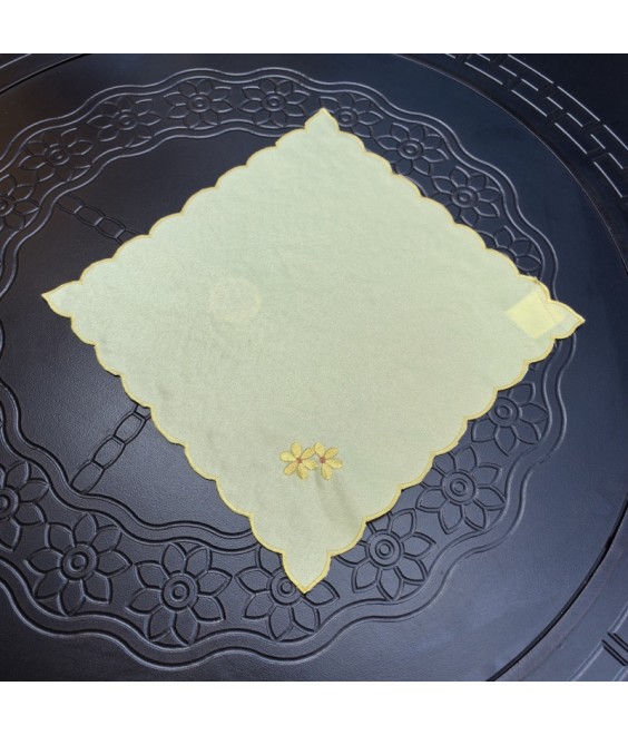 Square Lace Doilies,Yellow Floral Cutwork Embroidered Placemats Vase Pads